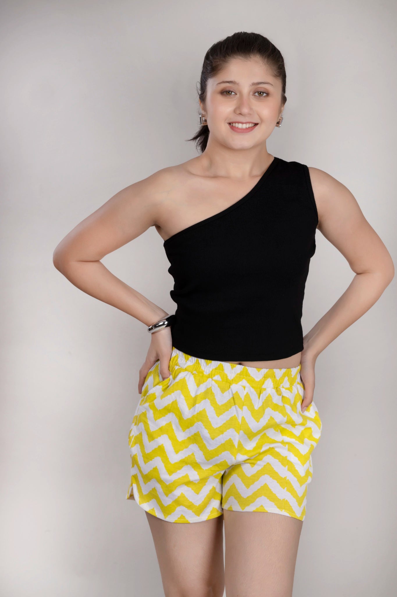 MAdMee Wave Cut Shorts - Lemon Waves
