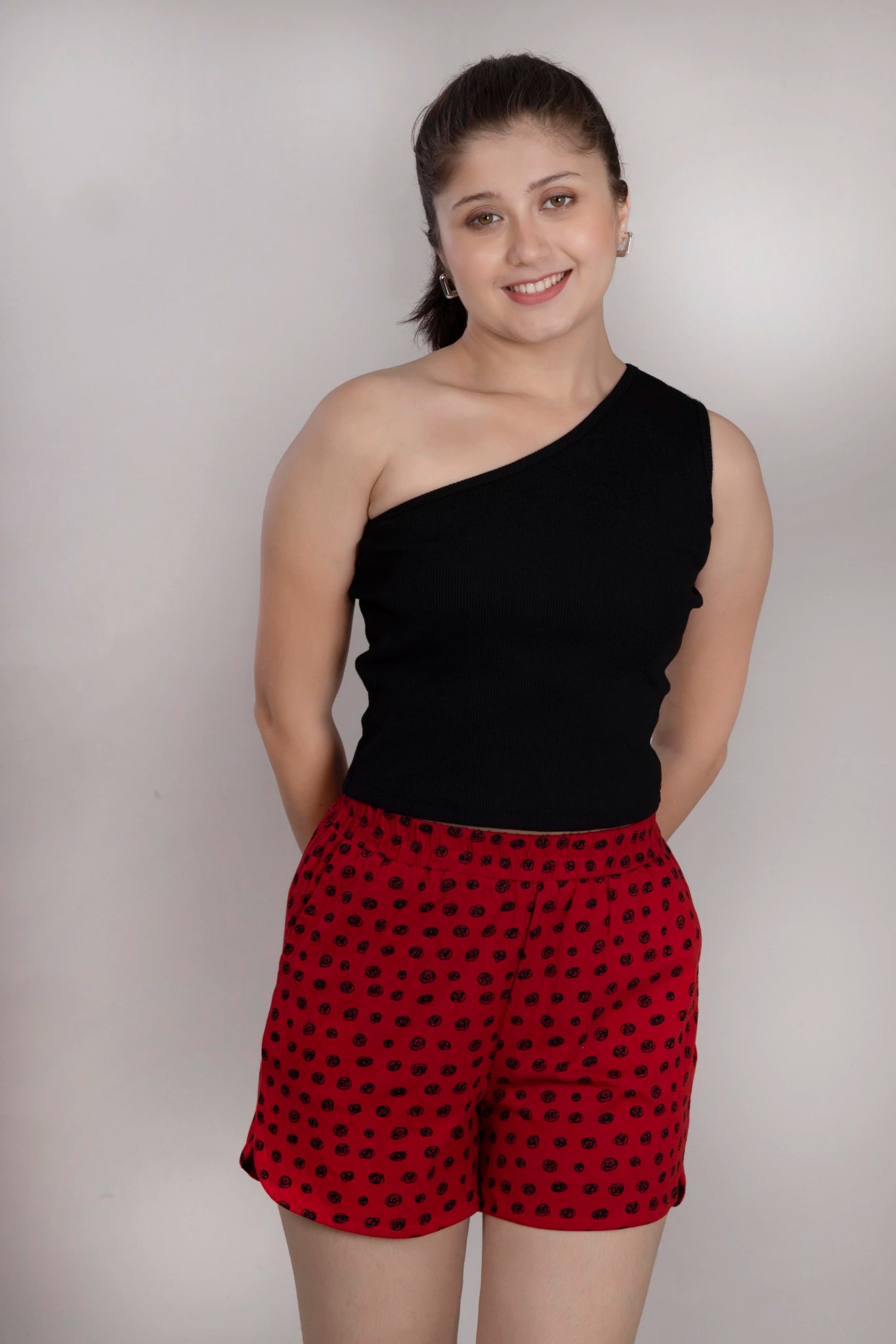 MAdmee Wave Cut Shorts - Red Pop